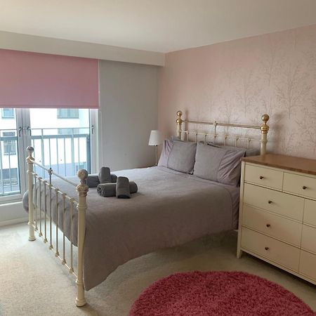 Merchant City Luxury 2 Bedroom Apartment With Secure Parking Available On Request กลาสโกว์ ภายนอก รูปภาพ