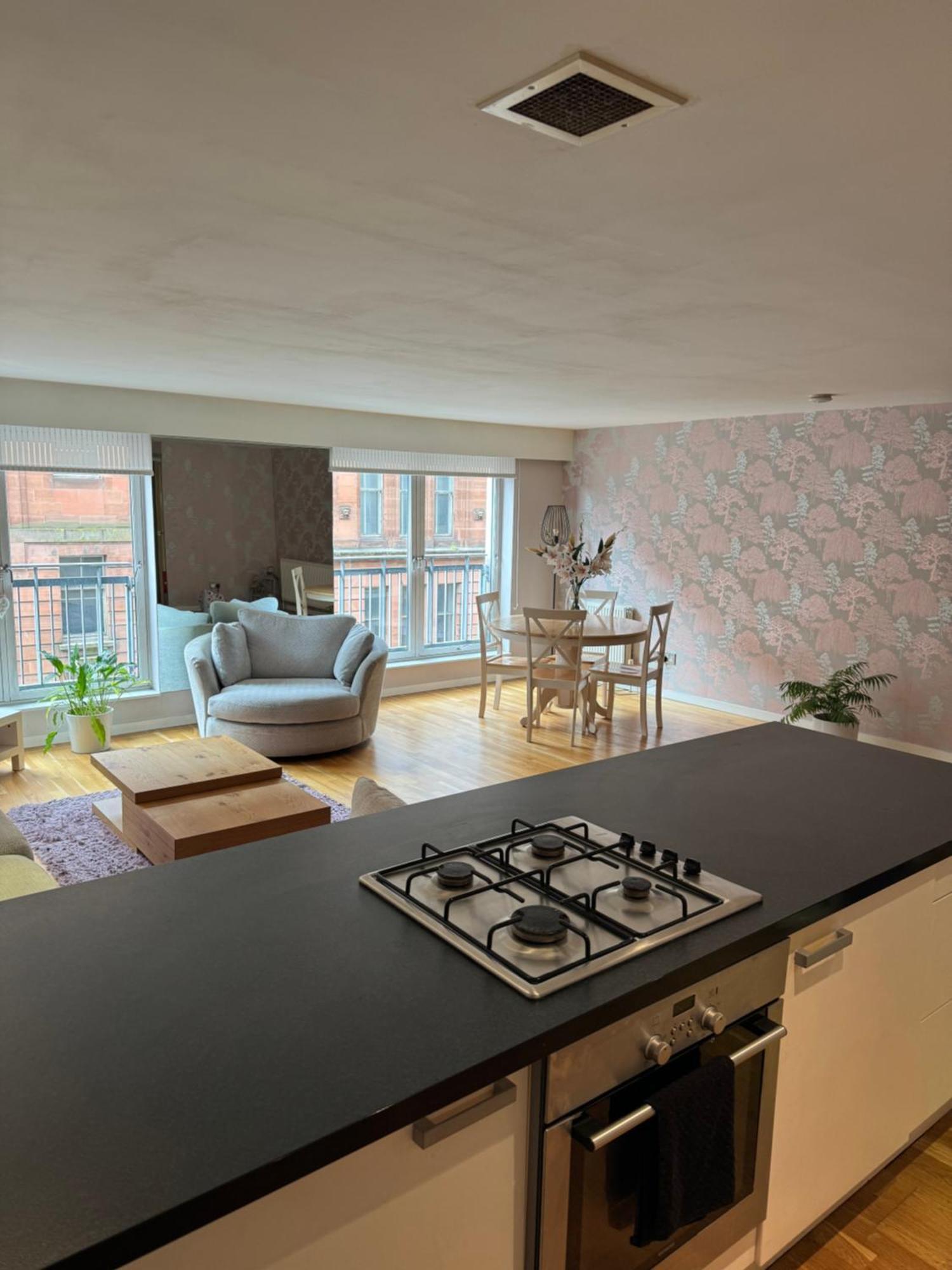 Merchant City Luxury 2 Bedroom Apartment With Secure Parking Available On Request กลาสโกว์ ภายนอก รูปภาพ